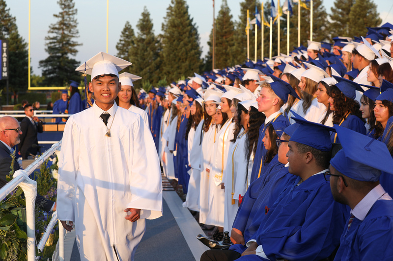 Zenfolio Clovis Unified Photography 23 Clovis High Graduation 68kg